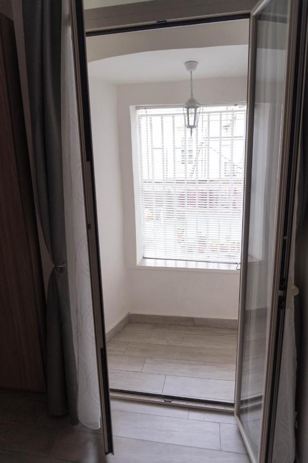 Neapolitan Roo Apartment Luaran gambar